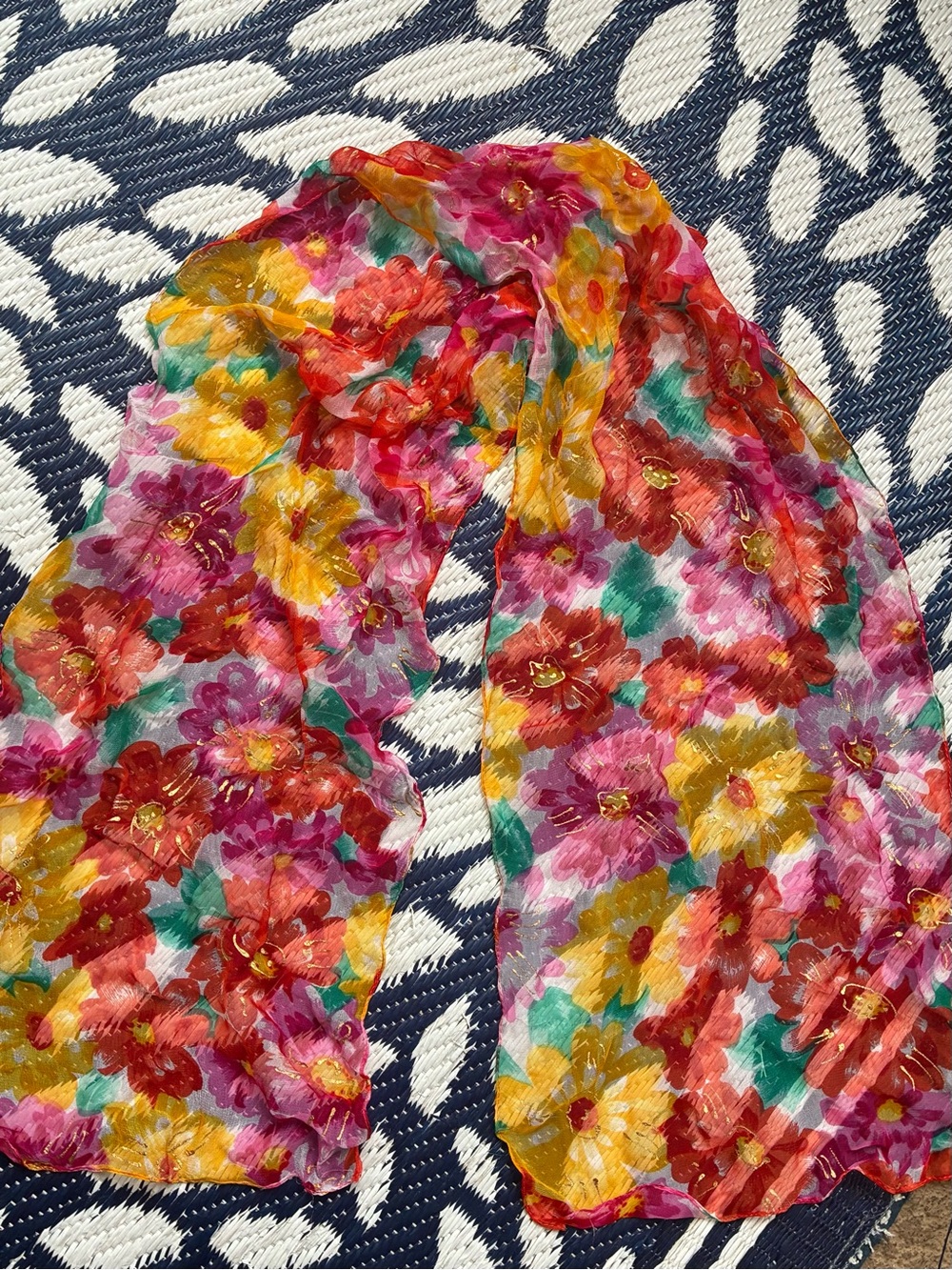 Vintage Floral Multi-Color Lightweight Women's Scarf